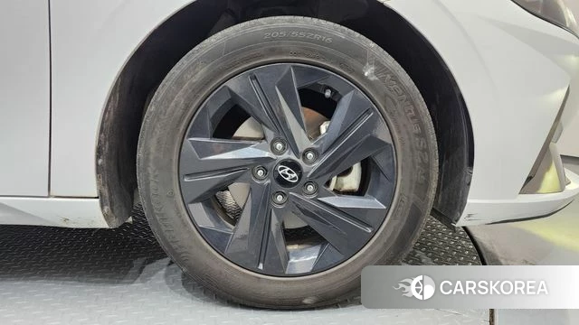 Hyundai Avante Hybrid (CN7) id 3842792 из Кореи 15