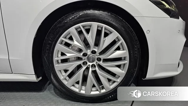 Audi A7 (4K) id 3361799 из Кореи 15