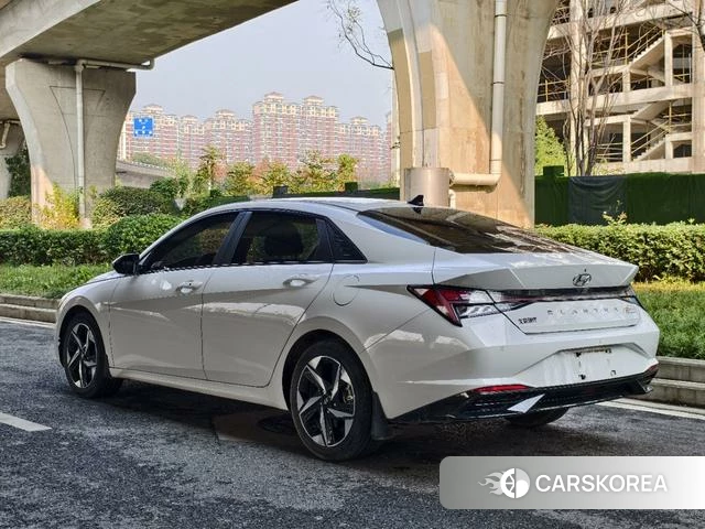 Hyundai Elantra id 4291228 из Китая 12