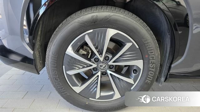 Lexus RZ450e id 4778866 из Кореи 27