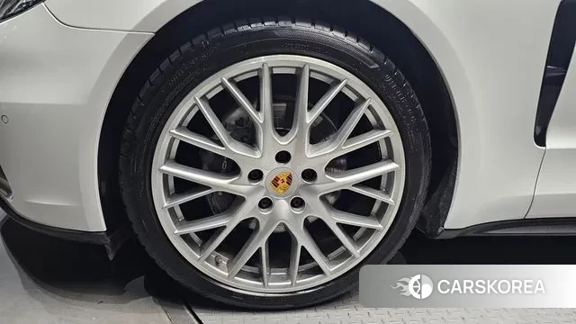 Porsche Panamera (971) id 3060955 из Кореи 15