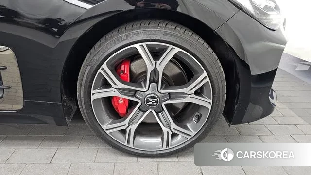 Kia Stinger id 3778799 из Кореи 15