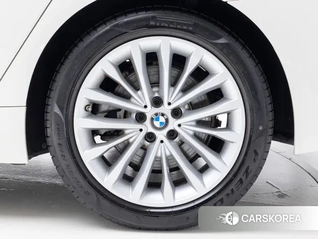 BMW 5 Series (G30) id 3258364 из Кореи 15