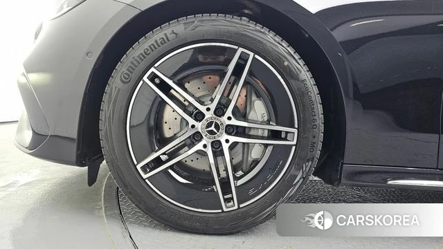 Mercedes-Benz E-Class W214 id 4248110 из Кореи 29