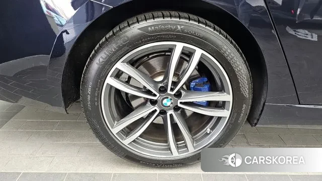 BMW 6 Series GT (G32) id 3765351 из Кореи 15