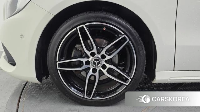 Mercedes-Benz A-Class W176 id 4751321 из Кореи 15