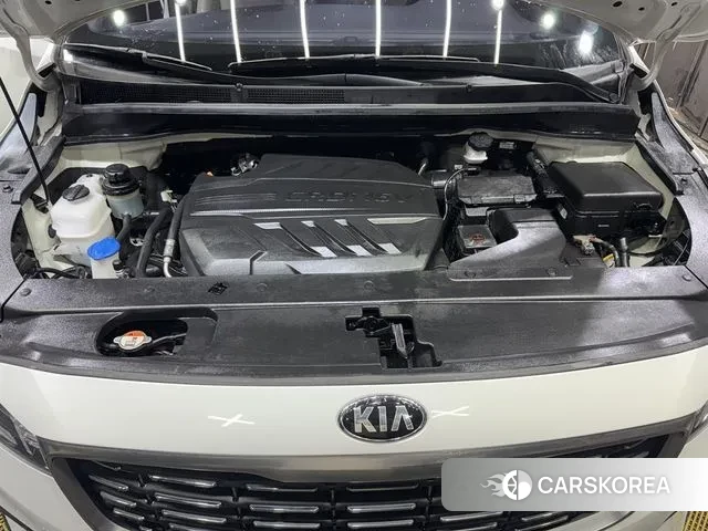 Kia The New Carnival id 3402848 из Кореи 15