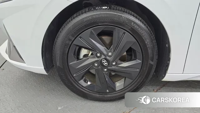 Hyundai Avante (CN7) id 3620696 из Кореи 15