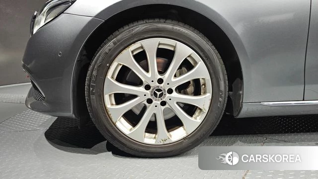 Mercedes-Benz E-Class W213 id 4647837 из Кореи 15