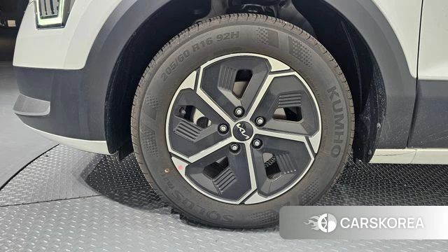 Kia Di Ol Nu Niro id 4441435 из Кореи 28