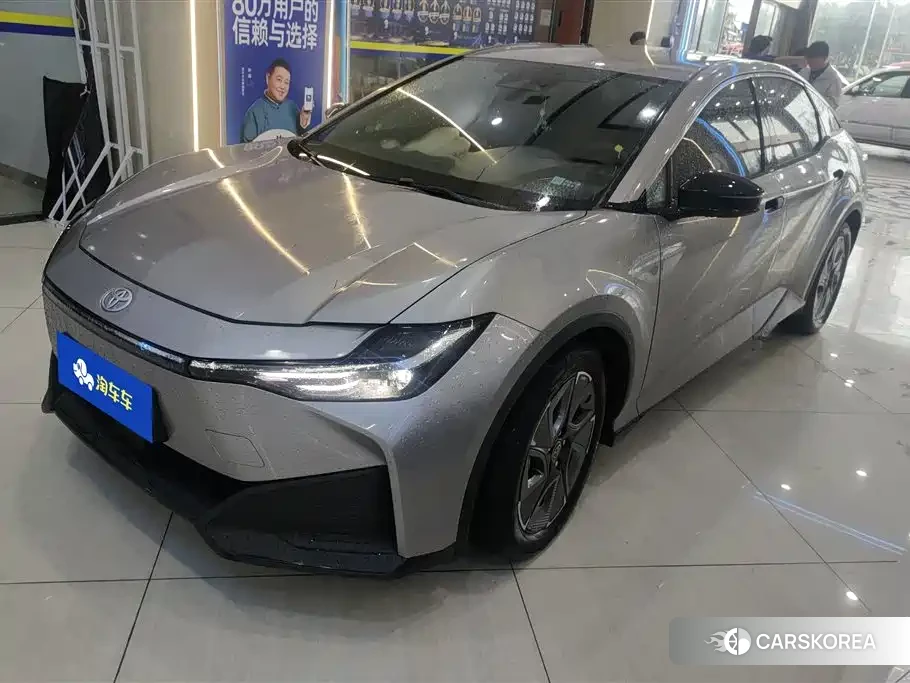 Toyota bZ3 id 4565150 из Китая 11