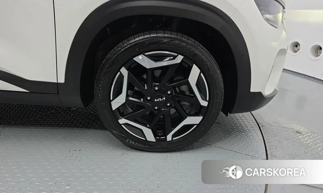 Kia The New Seltos id 4935999 из Кореи 15