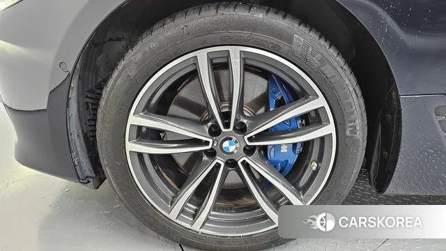 BMW 6 Series GT (G32) id 4881694 из Кореи 31