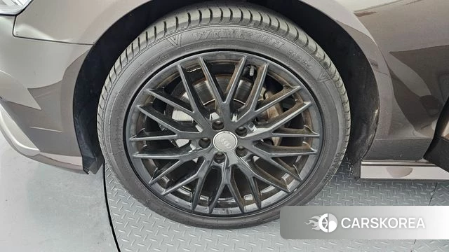 Audi New A6 id 3955799 из Кореи 15