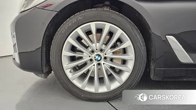 BMW 5 Series (G30) id 3529745 из Кореи 15