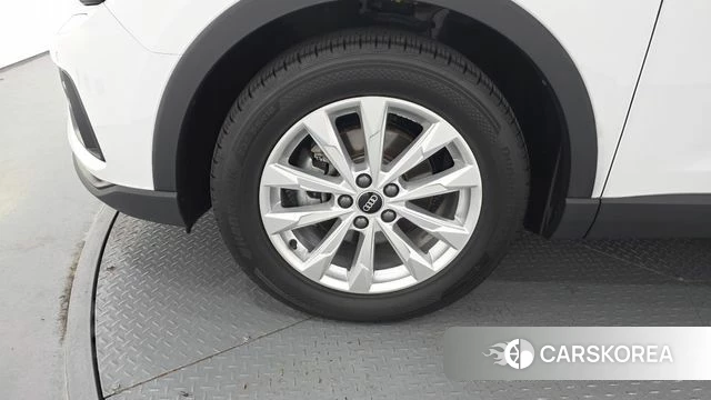 Audi Q3 (F3) id 4921999 из Кореи 15