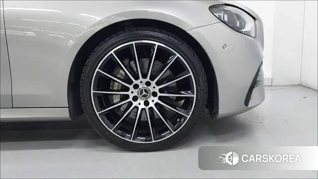Mercedes-Benz E-Class W213 id 2964069 из Кореи 14