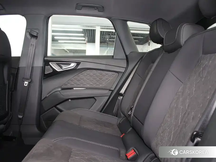 Audi Q4 e-tron id 4644715 из Китая 9