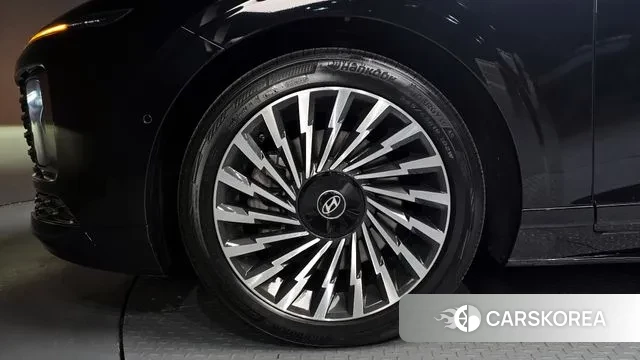 Hyundai Grandeur (GN7) id 3348196 из Кореи 15