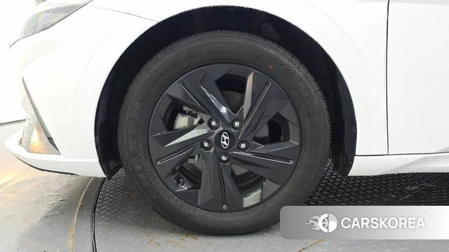 Hyundai Avante (CN7) id 4608412 из Кореи 15