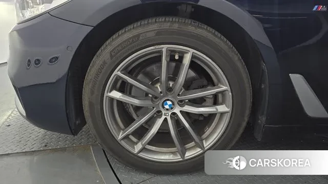 BMW 5 Series (G30) id 3723803 из Кореи 15