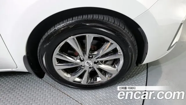 Kia The New Carnival id 2690622 из Кореи 15