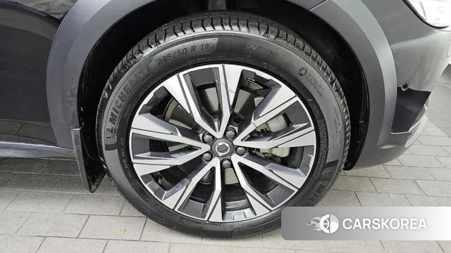 Volvo V90 Cross-Country id 3484041 из Кореи 15