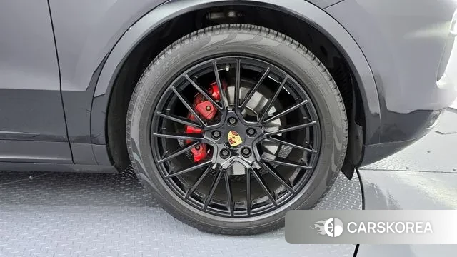 Porsche Cayenne (PO536) id 3024011 из Кореи 15