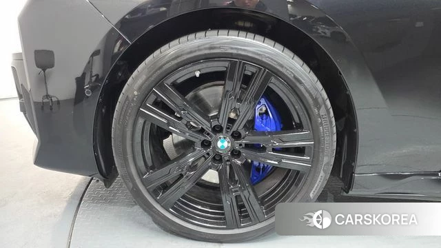 BMW i7 (G70) id 4264225 из Кореи 15