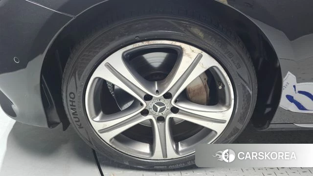 Mercedes-Benz E-Class W213 id 4508375 из Кореи 30