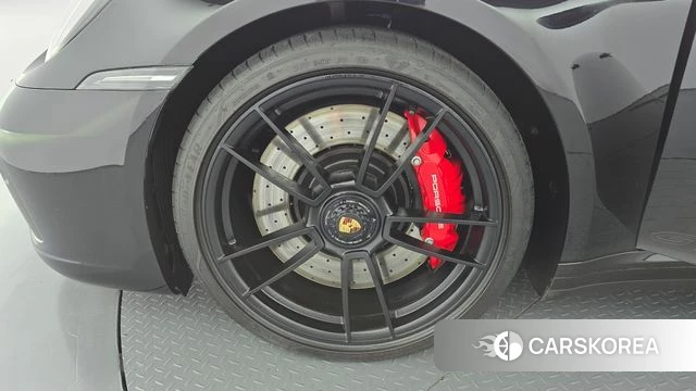 Porsche 911(992) id 4735355 из Кореи 25