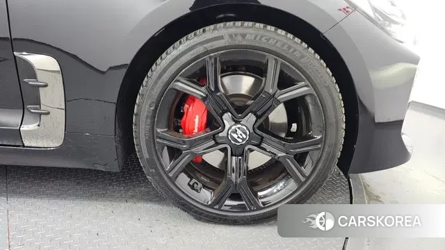 Kia Stinger id 3514992 из Кореи 15