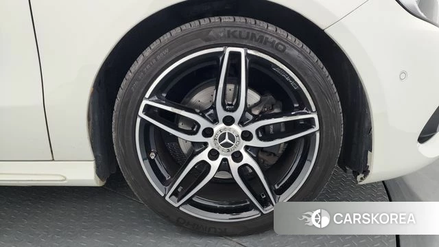 Mercedes-Benz A-Class W176 id 3814486 из Кореи 15