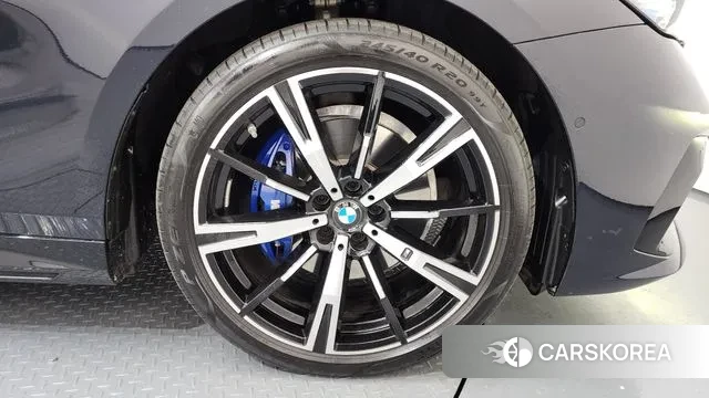 BMW 5 Series (G60) id 3757885 из Кореи 15