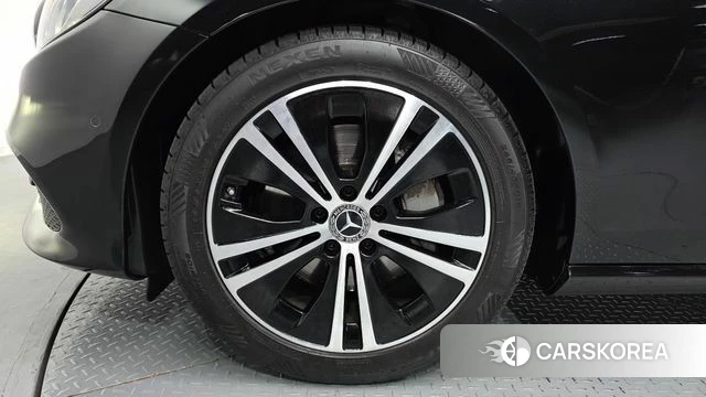 Mercedes-Benz E-Class W213 id 4609854 из Кореи 15
