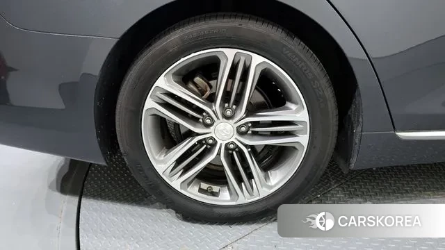 Hyundai Grandeur IG id 3055829 из Кореи 15