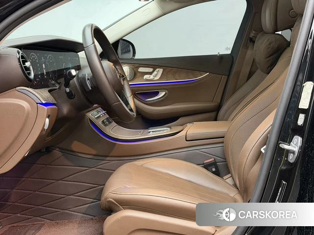 Mercedes-Benz E-class id 4279237 из Китая 12