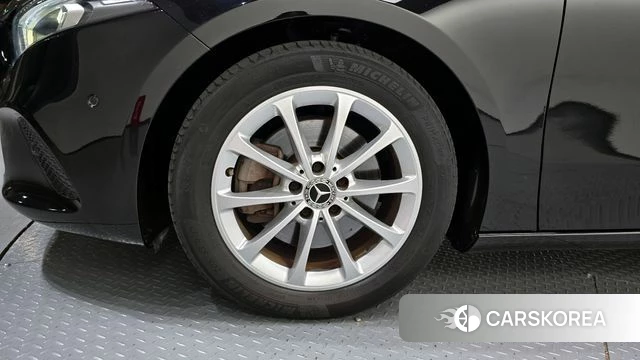 Mercedes-Benz A-Class W177 id 4203121 из Кореи 25