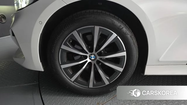 BMW 3 Series (G20) id 4462784 из Кореи 29