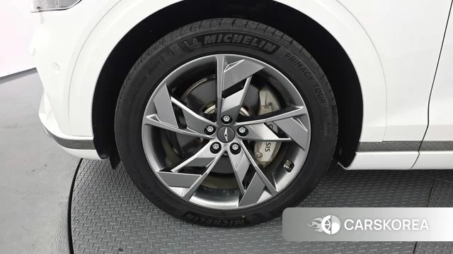 Genesis Electrified GV70 id 4382827 из Кореи 32