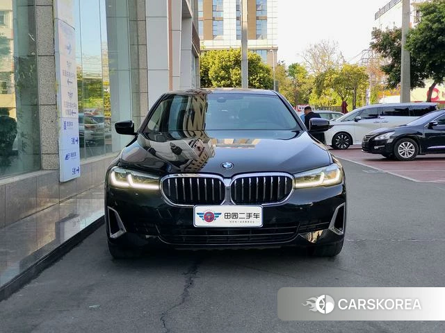 BMW 5 series 2021 Черный из Китая, фото 5