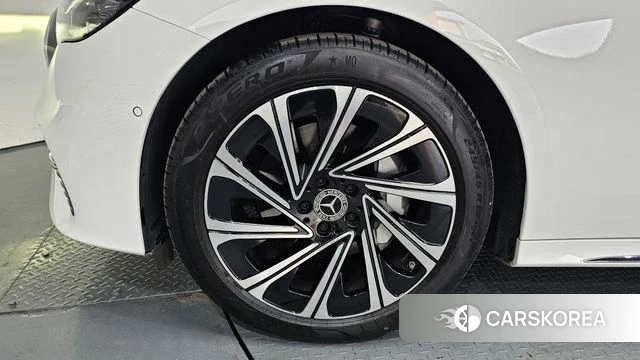 Mercedes-Benz E-Class W214 id 3890979 из Кореи 15