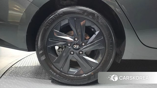 Hyundai Avante Hybrid (CN7) id 4603565 из Кореи 15