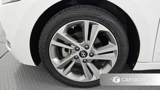 Hyundai Avante AD id 4652336 из Кореи 15