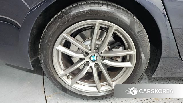 BMW 5 Series (G30) id 4770718 из Кореи 15