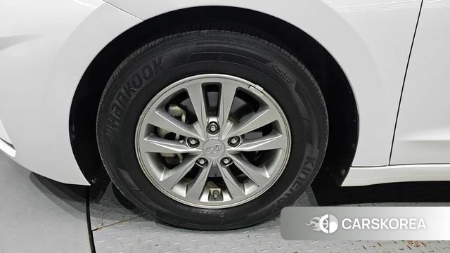 Hyundai The New Avante AD id 3844944 из Кореи 15