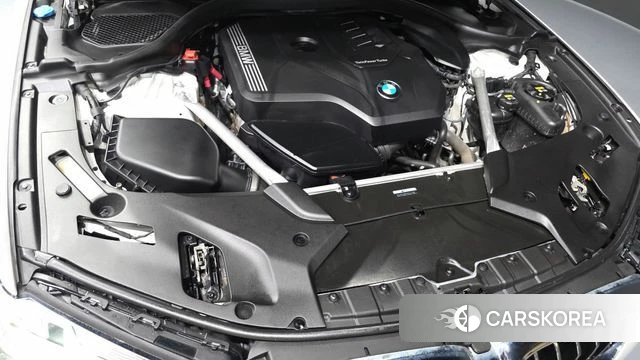 BMW 5 Series (G30) id 4764512 из Кореи 30