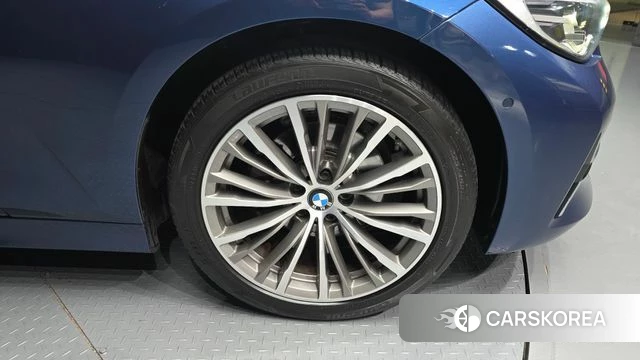 BMW 3 Series (G20) id 3923828 из Кореи 15