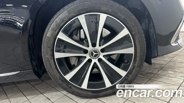 Mercedes-Benz E-Class W213 id 2586596 из Кореи 13