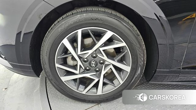 Hyundai Grandeur (GN7) id 3811900 из Кореи 15